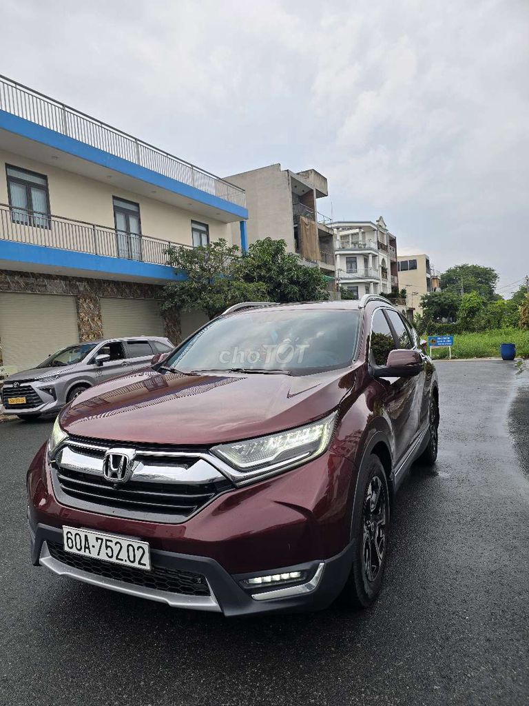 Honda CR-V L 2019 Красный 7 мест Вьетнам 80 000 км