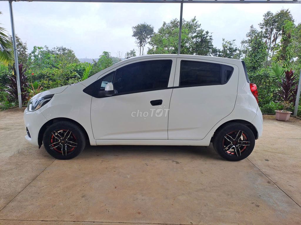 Chevrolet Spark Trắng 19547 km. Mua bán Ô tô tại Huyện Ea Kar Đắk Lắk được đăng bởi Nguyễn Mạnh  hình 5