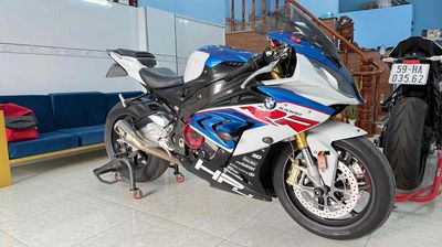 BMW S1000RR 2018 18000 km Trắng. Mua bán Xe máy tại Quận Bình Tân Tp Hồ Chí Minh được đăng bởi Hoang phong hình 1