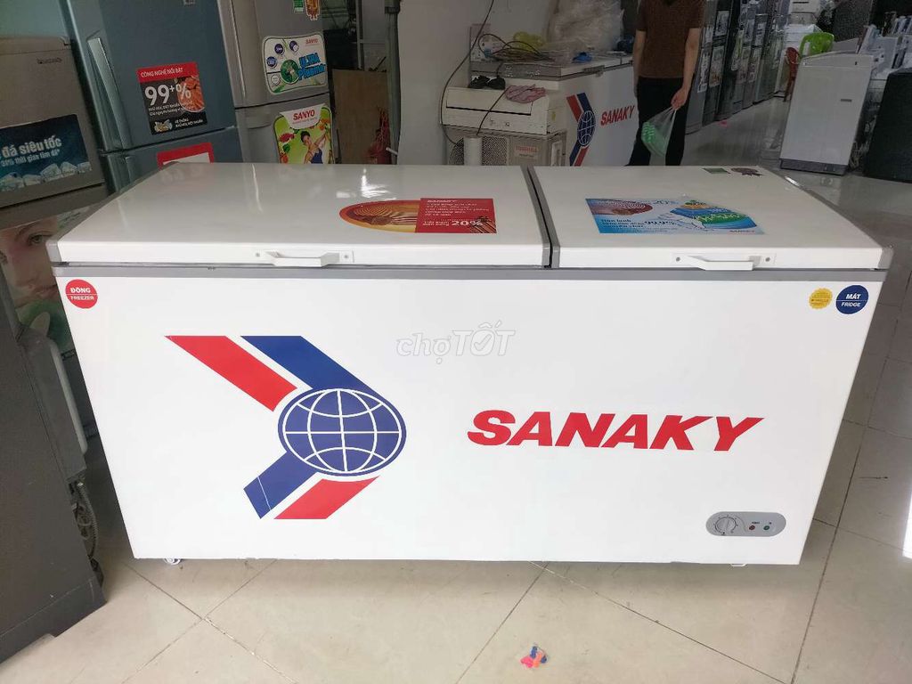 Tủ đông mát Sanaky 660/485 lít