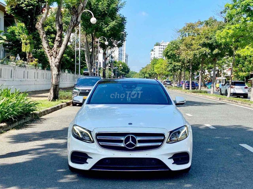 Mercedes Benz E Class 2017 E300 AMG - 55000 km