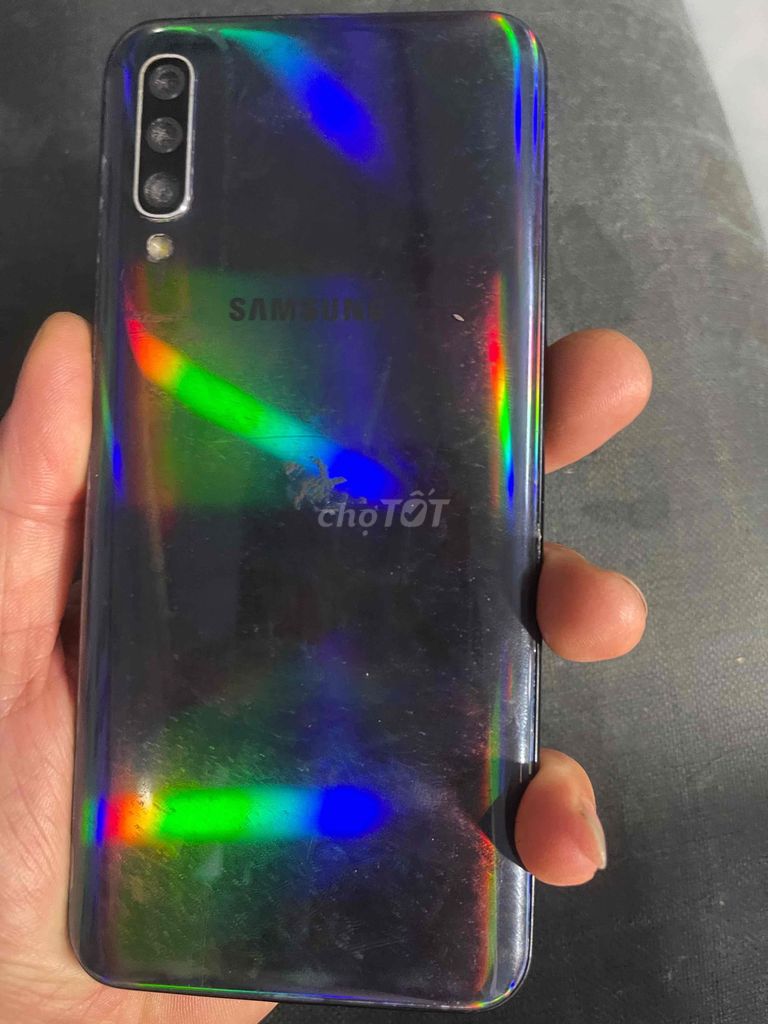 Samsung A50 Đen. Mua bán Điện thoại tại Quận 8 Tp Hồ Chí Minh được đăng bởi ngothanhdieungo hình 1