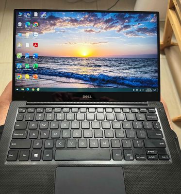 Dell XPS 13 9350 Core i7, Ram 16Gb, cảm ứng. Mua bán Laptop tại Huyện Ngọc Hiển Cà Mau được đăng bởi Đông