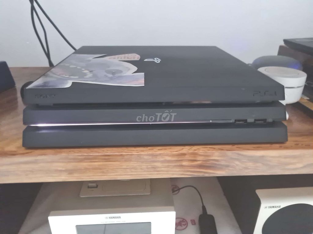 PS4 Pro 1TB hack 9.0