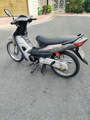 Honda Wave màu Bạc