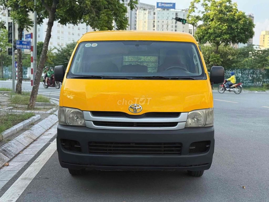 Toyota Hiace 2008 van 3 chỗ tải 940kg chạy phố. Mua bán Ô tô tại Quận Bắc Từ Liêm Hà Nội được đăng bởi Tô Văn Tiến hình 1
