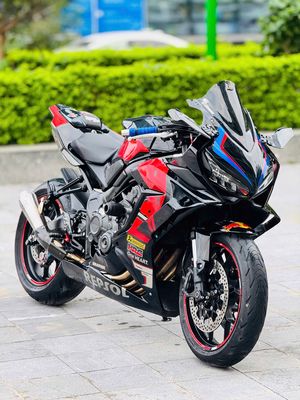 Mạnh Hà Motor bán cbr650r dk 2024 full đồ chơi xịn. Mua bán Xe máy tại Quận Bắc Từ Liêm Hà Nội được đăng bởi Mạnh Hà Motor