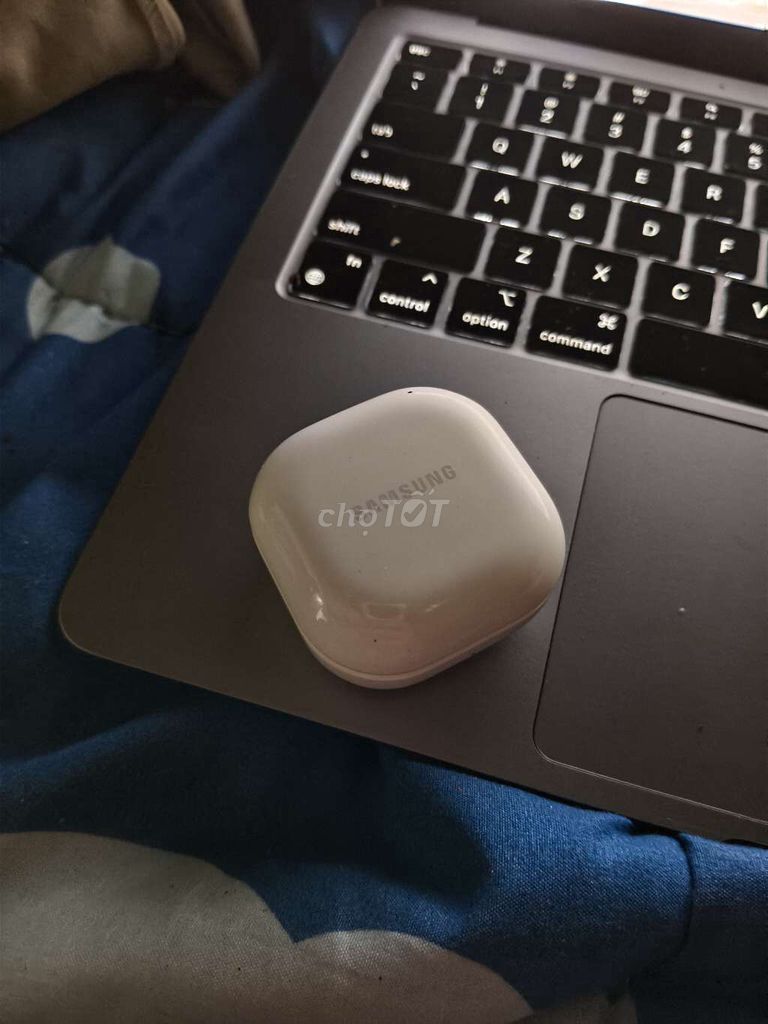 Samsung Galaxy Buds 2 Tím (Tai trái + hộp sạc). Mua bán Tivi, Âm thanh tại Quận Tân Bình Tp Hồ Chí Minh được đăng bởi Tên chưa cung cấp hình 1