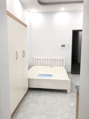 PHÒNG MỚI ĐẸP QUẬN 4 - CHÍNH CHỦ CHO THUÊ- CÓ 5 PHÒNG