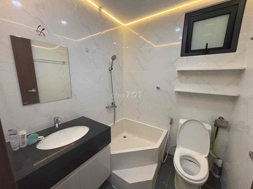 Квартира с видом на парк в FPT Plaza и бассейном — фото 7