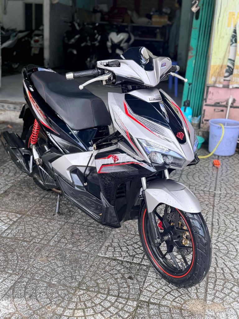 Honda Air Blade Đen, Bạc Việt Nam