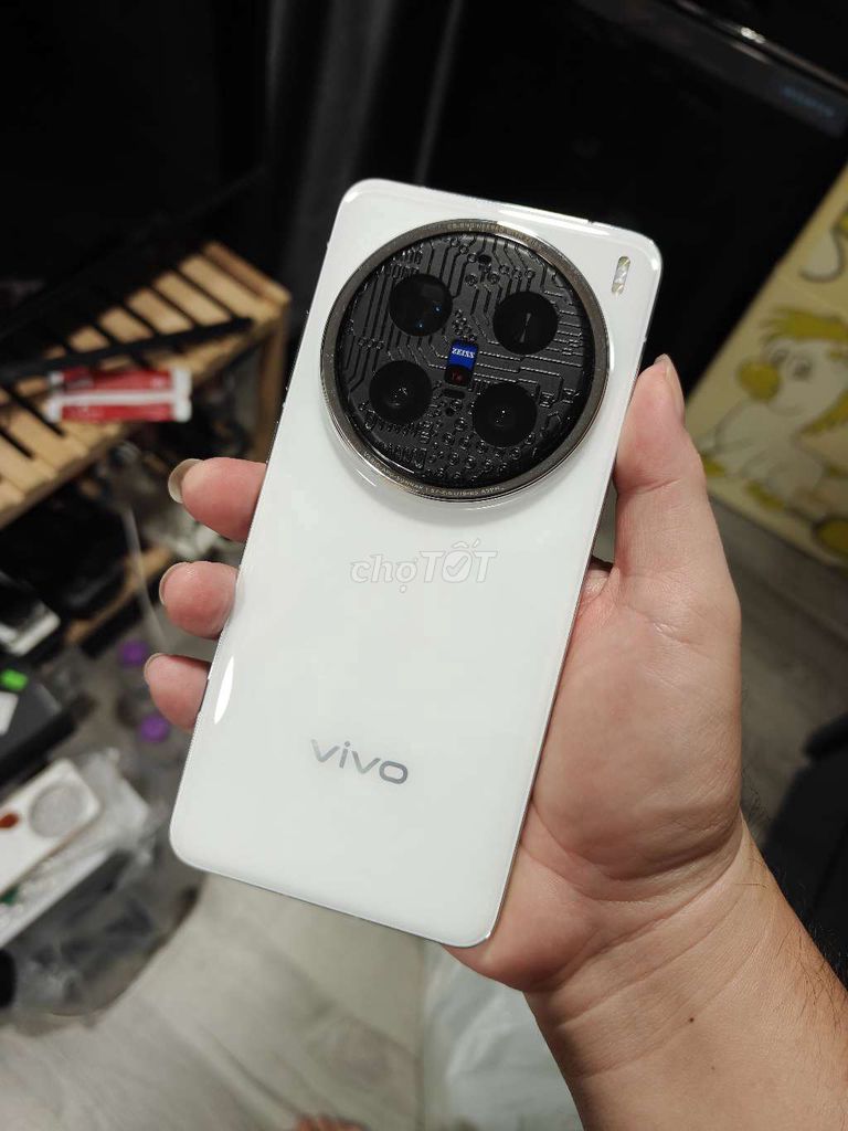 Vivo X200 Pro(12/256)màu trắng pin 97% có gl. Mua bán Điện thoại tại Quận 5 Tp Hồ Chí Minh được đăng bởi Strawberry Táo hình 1