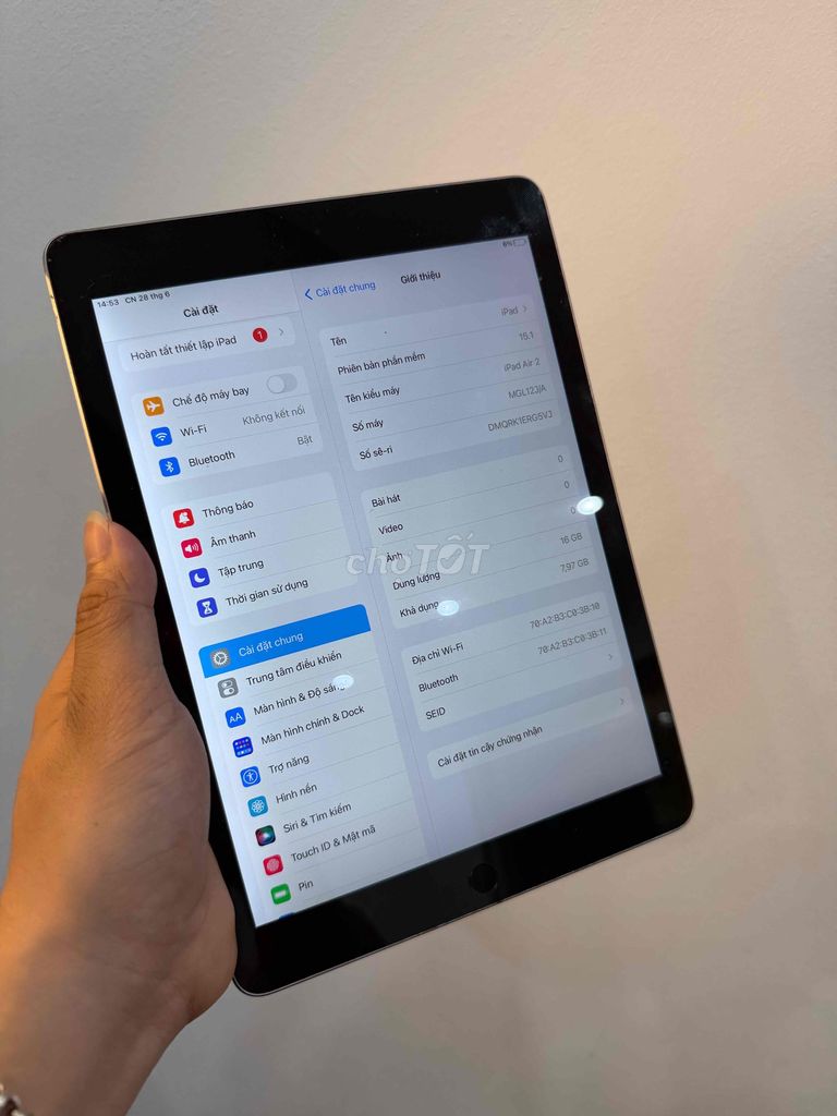 Apple iPad Air 2 Wifi 16GB Bạc. Mua bán Máy tính bảng tại Quận Đống Đa Hà Nội được đăng bởi Ng Hoang Anh hình 1