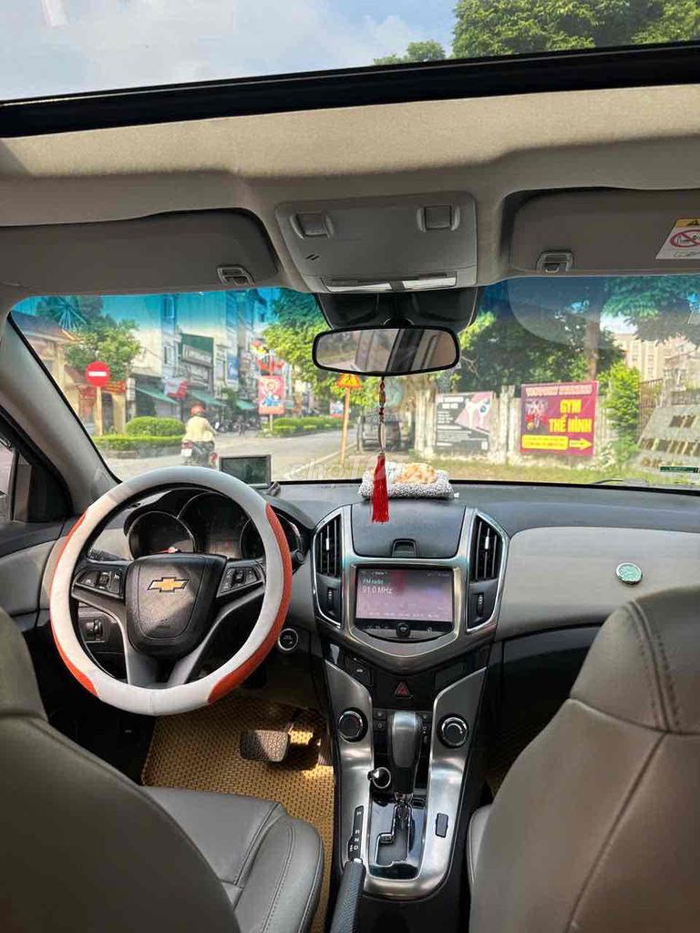 Chevrolet Cruze Trắng 5 chỗ Tự động. Mua bán Ô tô tại Huyện Hoài Đức Hà Nội được đăng bởi Đức Giang hình 4