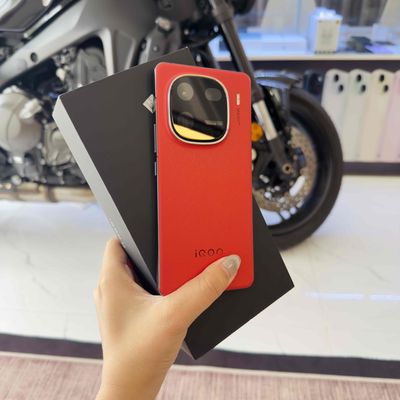 IQOO 12 Red Product Fullbox ❣️ 16/512Gb. Mua bán Điện thoại tại Thành phố Tây Ninh Tây Ninh được đăng bởi Mỹ Vy Store Mobile Tây Ninh