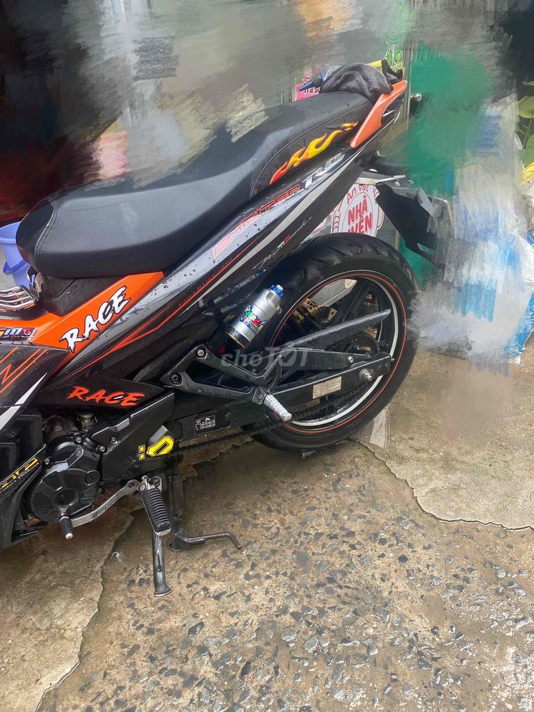 Yamaha Exciter 2019, черный, оранжевый