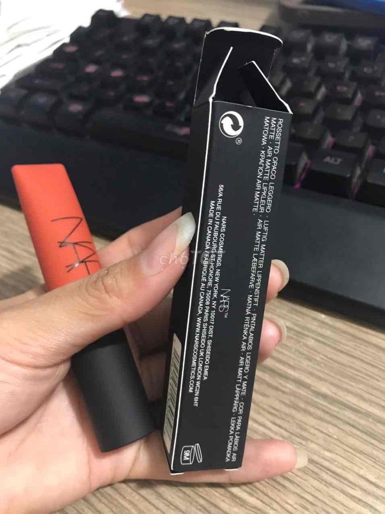 Son kem Nars Air Matte Lip Color lose Control