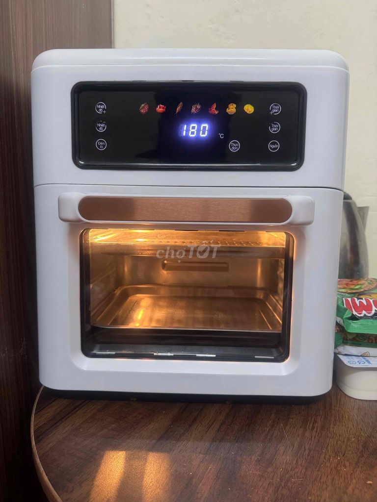 Nồi chiên không dầu 12L Trắng còn rất mới. Mua bán Bếp, lò, đồ điện nhà bếp tại Quận Long Biên Hà Nội được đăng bởi Ta Tt hình 1