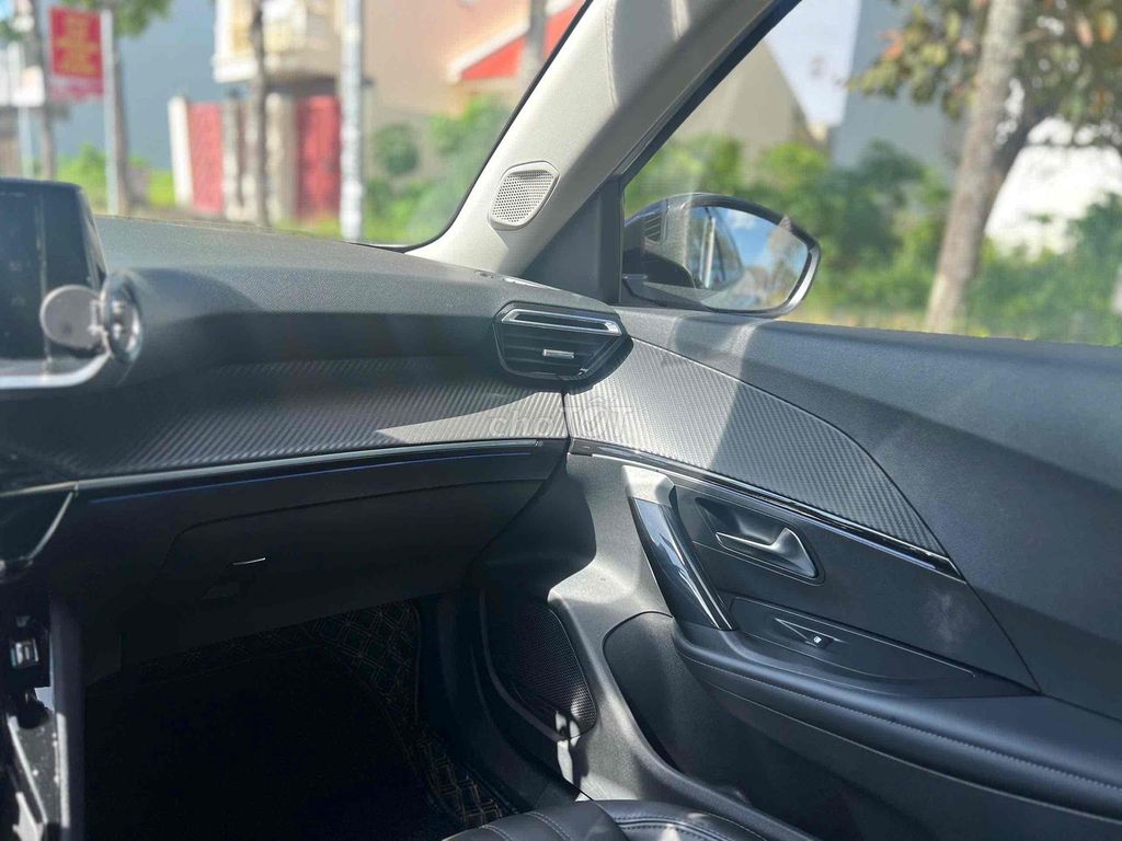 Peugeot 2008 2021 1.2 GT-Line - 62.000km Hãng. Mua bán Ô tô tại Quận Cái Răng Cần Thơ được đăng bởi Xe Hơi Cần Thơ hình 12