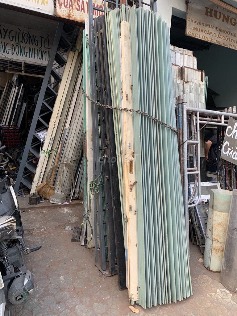 Cửa kéo Đài Loan Kim loại 2m6x2m4. Mua bán Nội thất, đồ gia dụng khác tại Quận Gò Vấp Tp Hồ Chí Minh được đăng bởi Luan hình 1