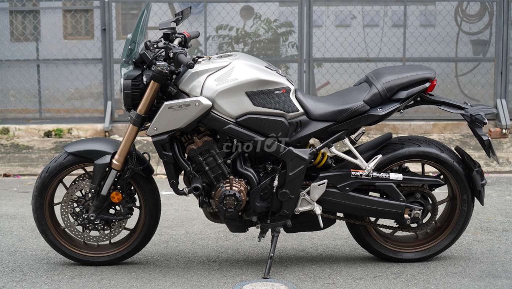 Honda CB650R Bạc Nhám - Biển SG đẹp 67679. Mua bán Xe máy tại Quận Tân Phú Tp Hồ Chí Minh được đăng bởi Đỗ Hoàng hình 6