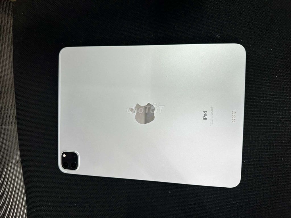 ipad pro M1 128GB(wifi) máy 99% pin 96%. Mua bán Máy tính bảng tại Quận Cầu Giấy Hà Nội được đăng bởi Trần Kiều Trinh hình 1