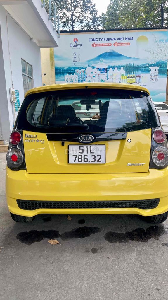 KIA Morning Vàng. Mua bán Ô tô tại Huyện Hóc Môn Tp Hồ Chí Minh được đăng bởi Nguyễn hòa bình hình 8