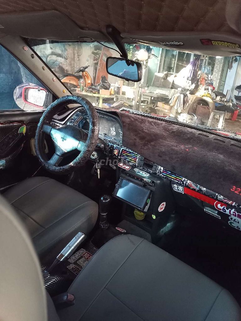 Mazda 323 Trắng 2000km. Mua bán Ô tô tại Huyện Krông Pắc Đắk Lắk được đăng bởi hau  hình 5