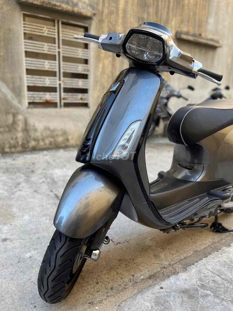 Vespa 2020 xám titan đèn led phanh abs 52tr. Mua bán Xe máy tại Quận Thanh Khê Đà Nẵng được đăng bởi Long hình 4
