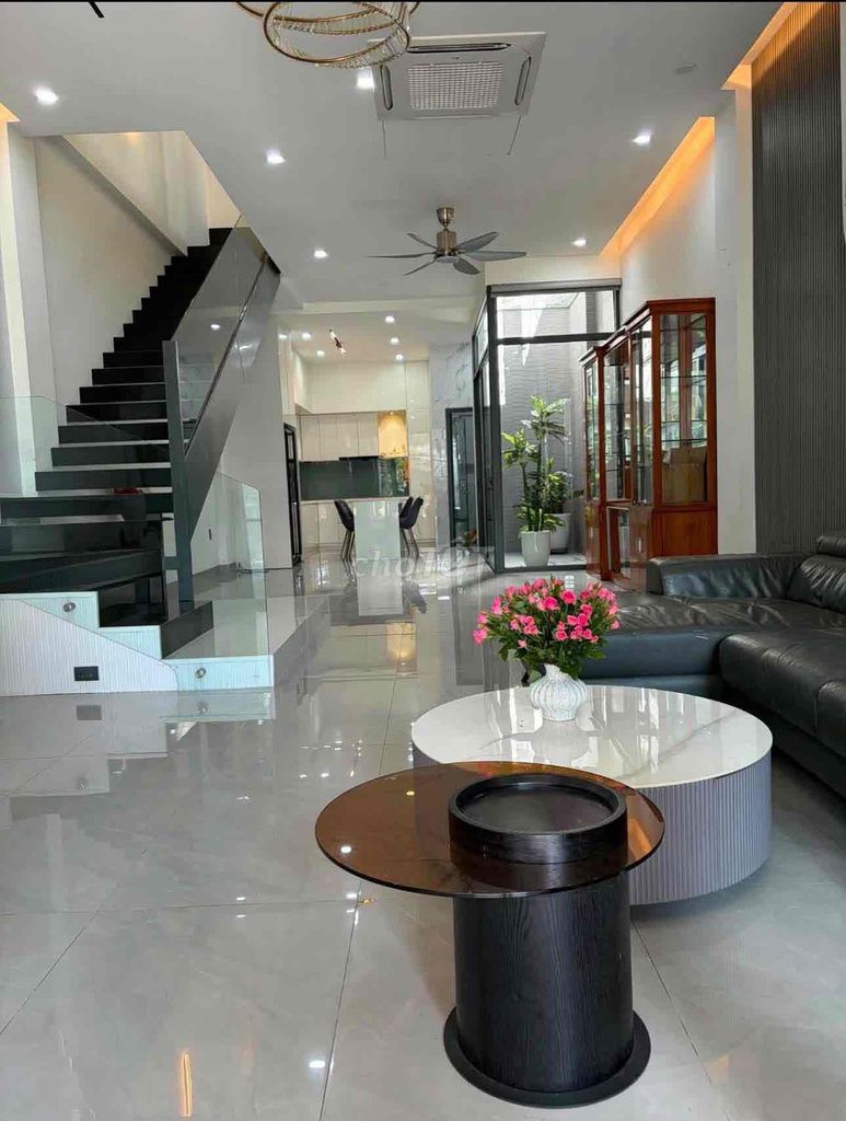 Аренда · 2 комн. · 150 м² · Quận Cẩm Lệ, ул. Đường 29 Tháng 3