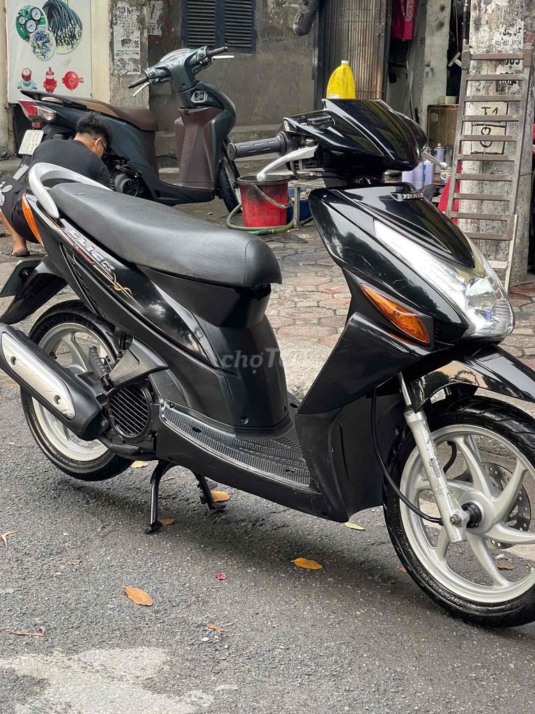 CLICK CHÍNH CHỦ CHẤT LƯỢNG. Mua bán Xe máy tại Quận Đống Đa Hà Nội được đăng bởi Hà hình 2