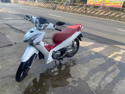 bán future fi mau trắng. tra Gop o dong. Mua bán Xe máy tại Huyện Trảng Bom Đồng Nai được đăng bởi giàu