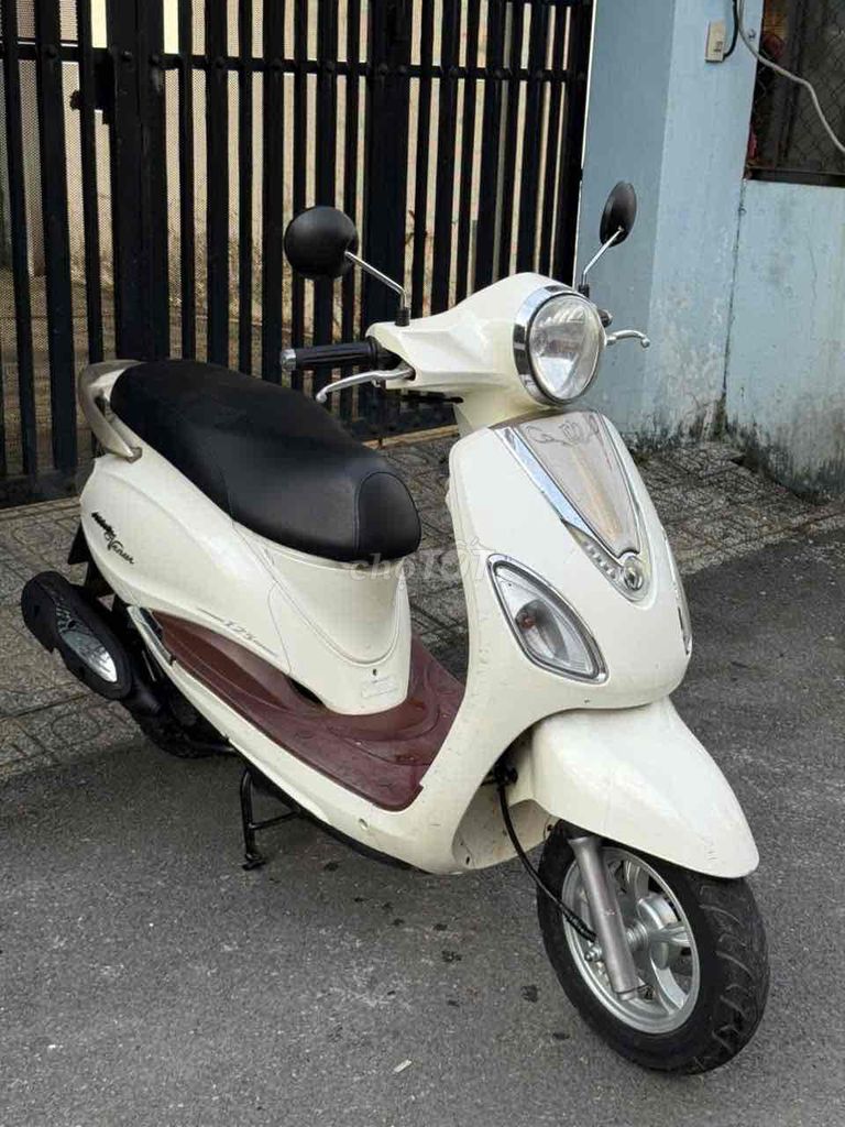 SYM Attila Venus Fi 125 Trắng đẹp nguyên bản. Mua bán Xe máy tại Thành phố Thủ Đức Tp Hồ Chí Minh được đăng bởi Nguyễn hảo hình 1