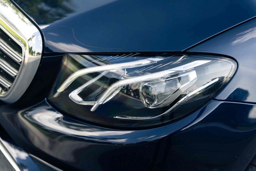 LONG ANH AUTO về Mercedes E200 model 2017. Mua bán Ô tô tại Quận 7 Tp Hồ Chí Minh được đăng bởi LongAnh AuTo  hình 4