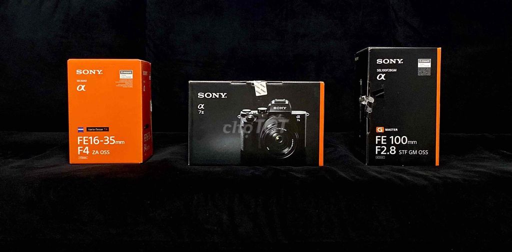 Máy ảnh Sony A7II kèm 2 ống kính và flash. Mua bán Máy ảnh, Máy quay tại Quận Tân Bình Tp Hồ Chí Minh được đăng bởi Huong Le hình 1