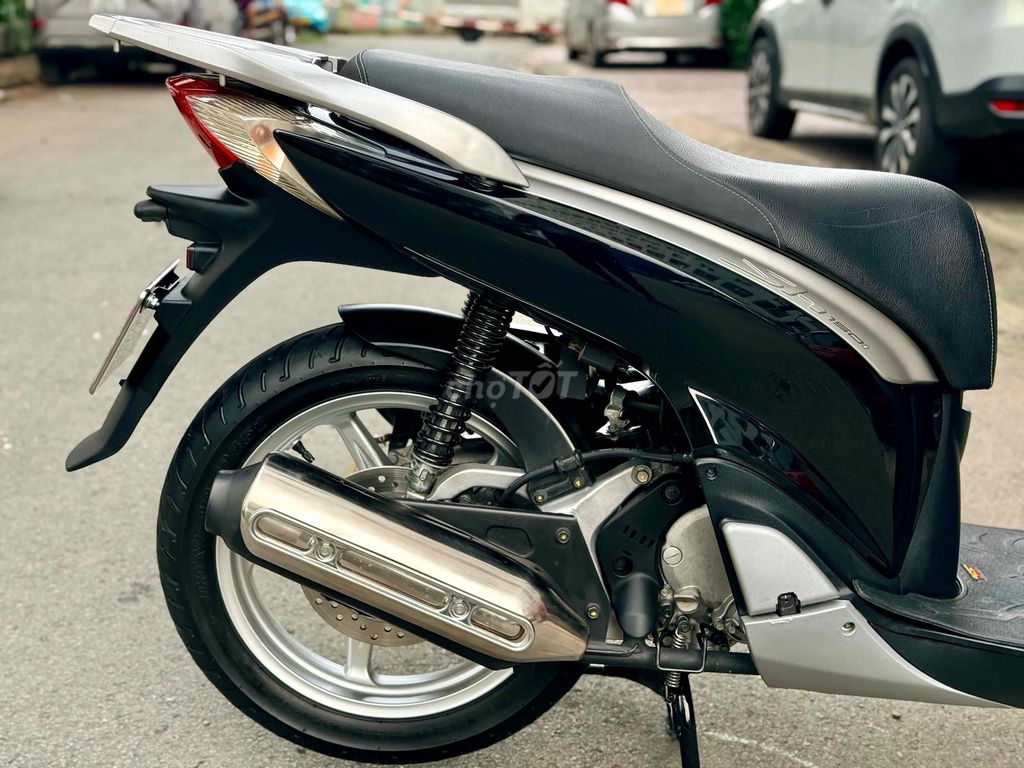 SH 150 Nhập Ý Sm 1039 BSĐG 977.97 Chính Chủ. Mua bán Xe máy tại Quận 6 Tp Hồ Chí Minh được đăng bởi Minh Thành  hình 12