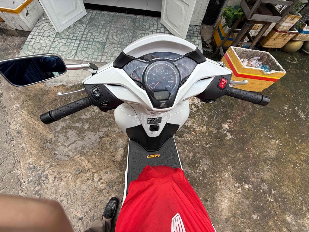 Sh300i ĐkLĐ 2023 Xe Nhà Dùng zin 100%. Mua bán Xe máy tại Quận 11 Tp Hồ Chí Minh được đăng bởi mr hình 6