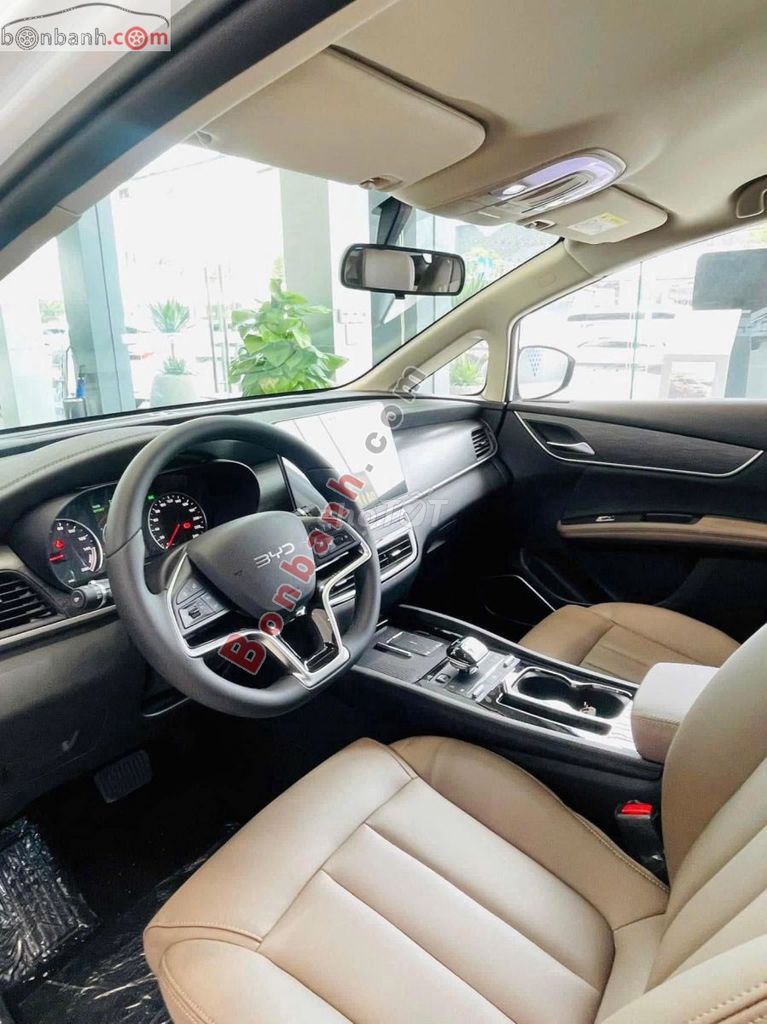 BYD M6 Standard 2025 - 756 Triệu. Mua bán Ô tô tại Thành phố Lào Cai Lào Cai được đăng bởi Tiến Đạt hình 3