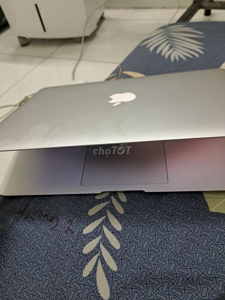 Macbook Air A1466 Model EMC 2632 Mid 2013. Mua bán Laptop tại Quận Bình Tân Tp Hồ Chí Minh được đăng bởi Hoang hình 3