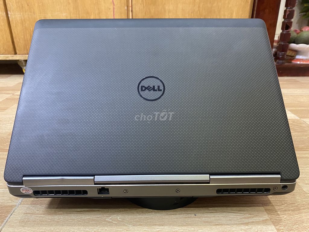 Dell Precision 7510 i7 6820HQ/16/512/M1000 15.6FHD