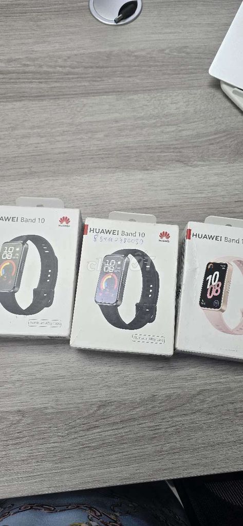 Huawei Band 10 Đen, Hồng Như mới. Mua bán Thiết bị đeo thông minh tại Quận 4 Tp Hồ Chí Minh được đăng bởi Anh Nguyen hình 1