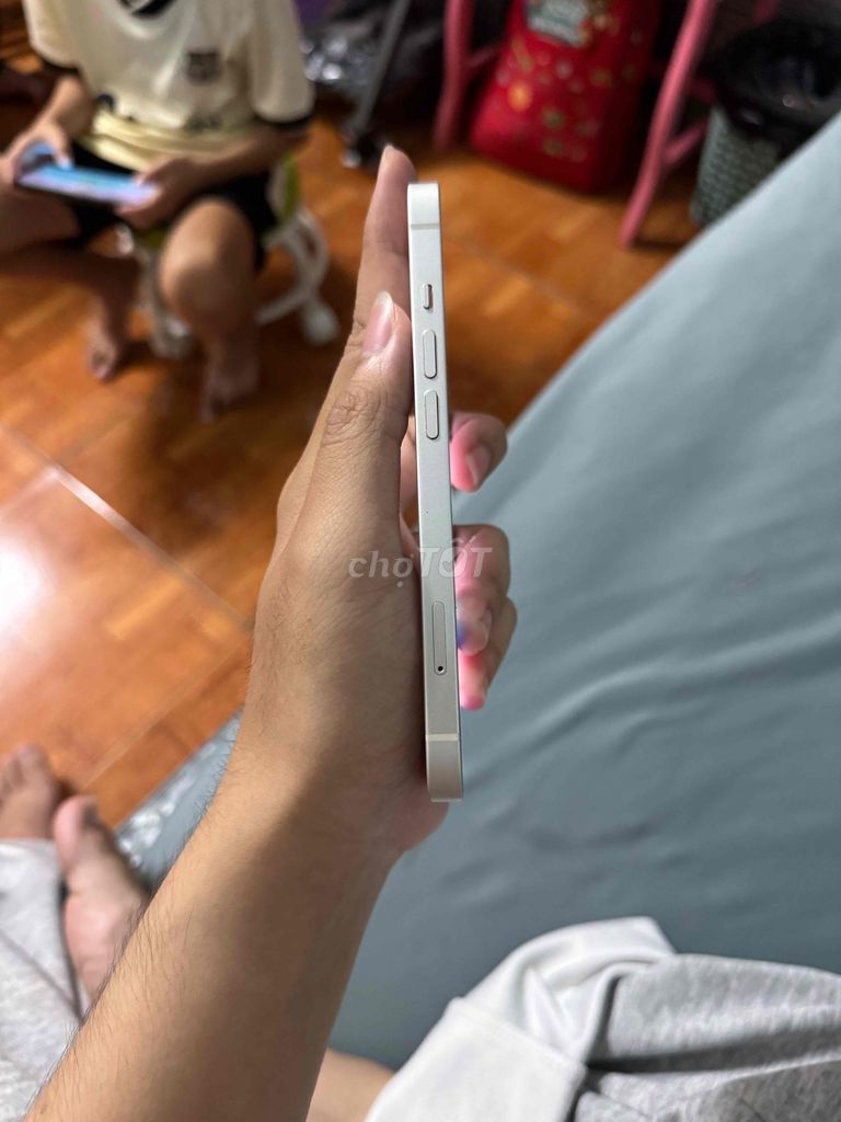 Apple iPhone 13 128GB Trắng. Mua bán Điện thoại tại Quận Ninh Kiều Cần Thơ được đăng bởi Bảo Tr hình 1