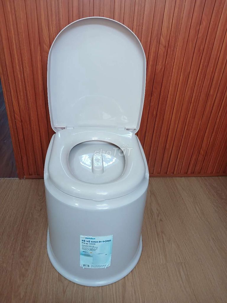 Bồn cầu di động Vietnhat Trắng Nhựa. Mua bán Thiết bị vệ sinh, nhà tắm tại Quận 4 Tp Hồ Chí Minh được đăng bởi Danh hình 1
