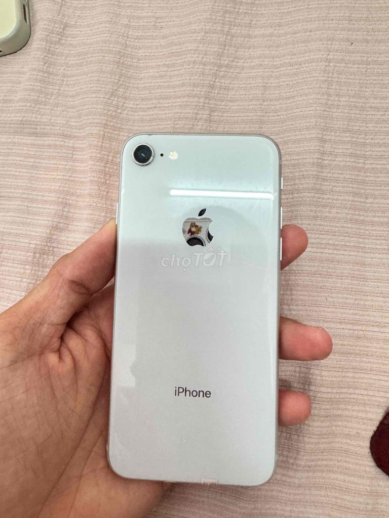 Apple iPhone 8 Trắng 100%. Mua bán Điện thoại tại Huyện Đất Đỏ Bà Rịa - Vũng Tàu được đăng bởi Kiệt Lê Anh hình 1