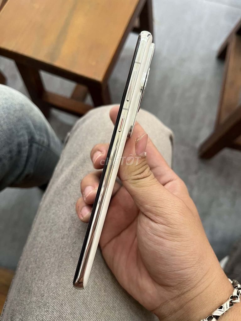 Giao lưu Huawei P60 Pro 256G Trắng. Mua bán Điện thoại tại Quận Liên Chiểu Đà Nẵng được đăng bởi Nam Sy hình 1