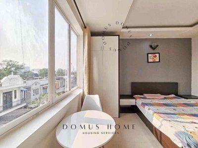 1 phòng Studio trống đầy ánh sáng mặt trời trung tâm Quận 4