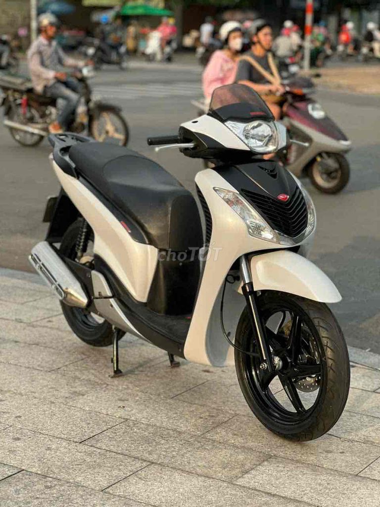 ❤️ Sh 125i mẫu ý 2011 sm5006 chính chủ