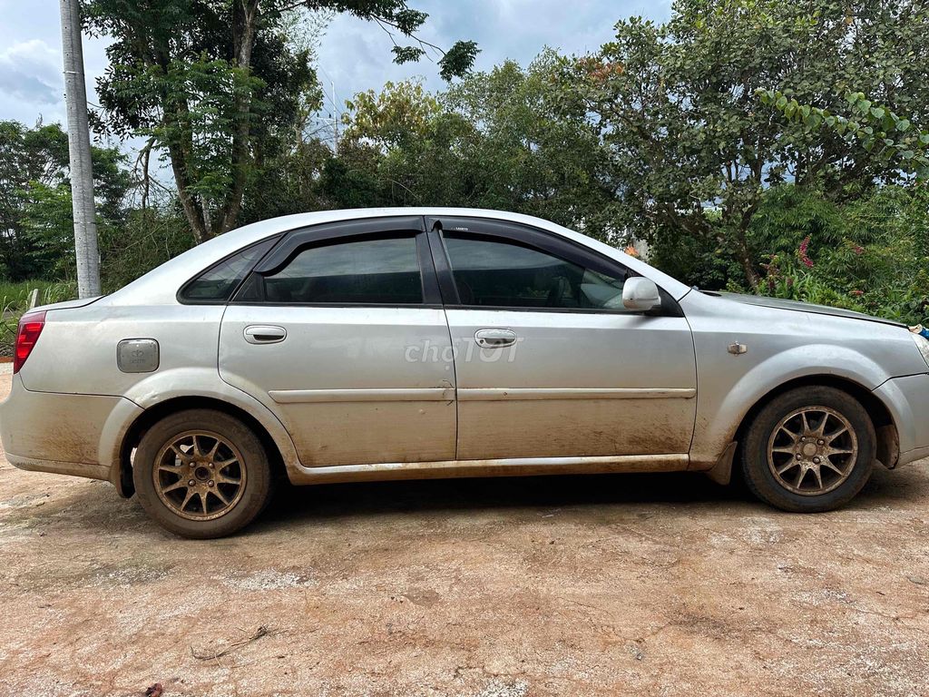 Daewoo Lacetti 2004. Mua bán Ô tô tại Thành phố Gia Nghĩa Đắk Nông được đăng bởi Nguyễn mạnh dương  hình 3