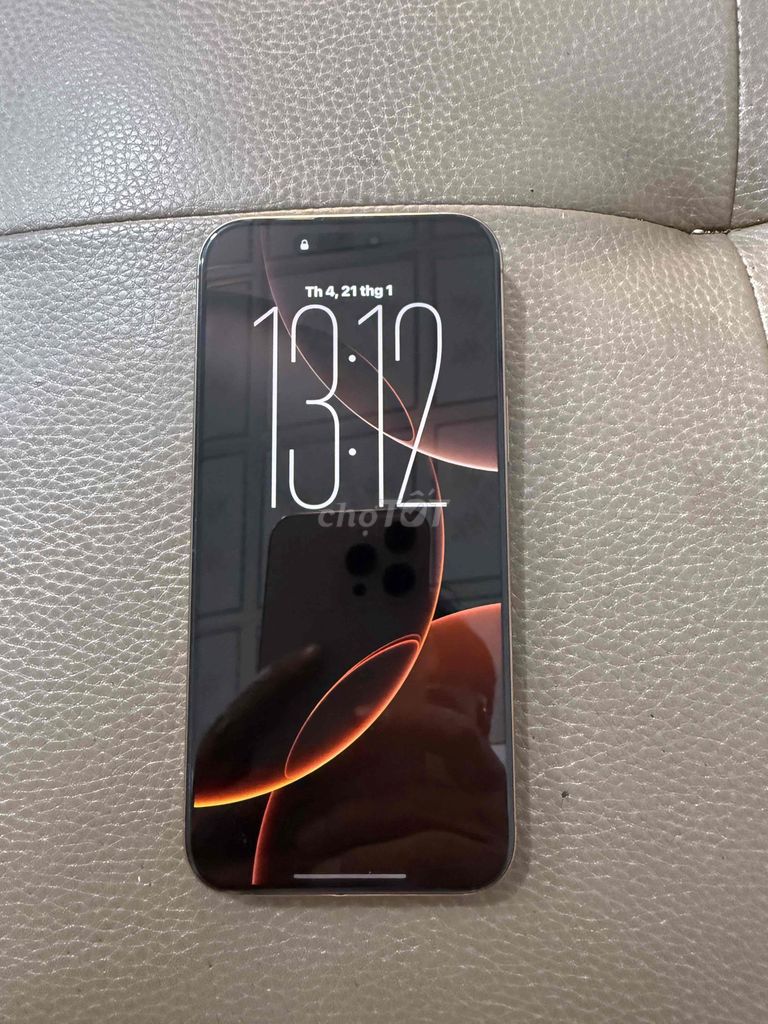 Trải nghiệm xong bán lại ip 16 prm ko xài sim được. Mua bán Điện thoại tại Quận Phú Nhuận Tp Hồ Chí Minh được đăng bởi Minh hình 1