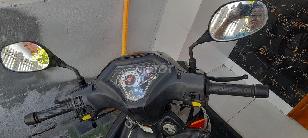 Xe máy Suzuki Axelo 125cc côn tay. Mua bán Xe máy tại Thành phố Phan Thiết Bình Thuận được đăng bởi menohack hình 9